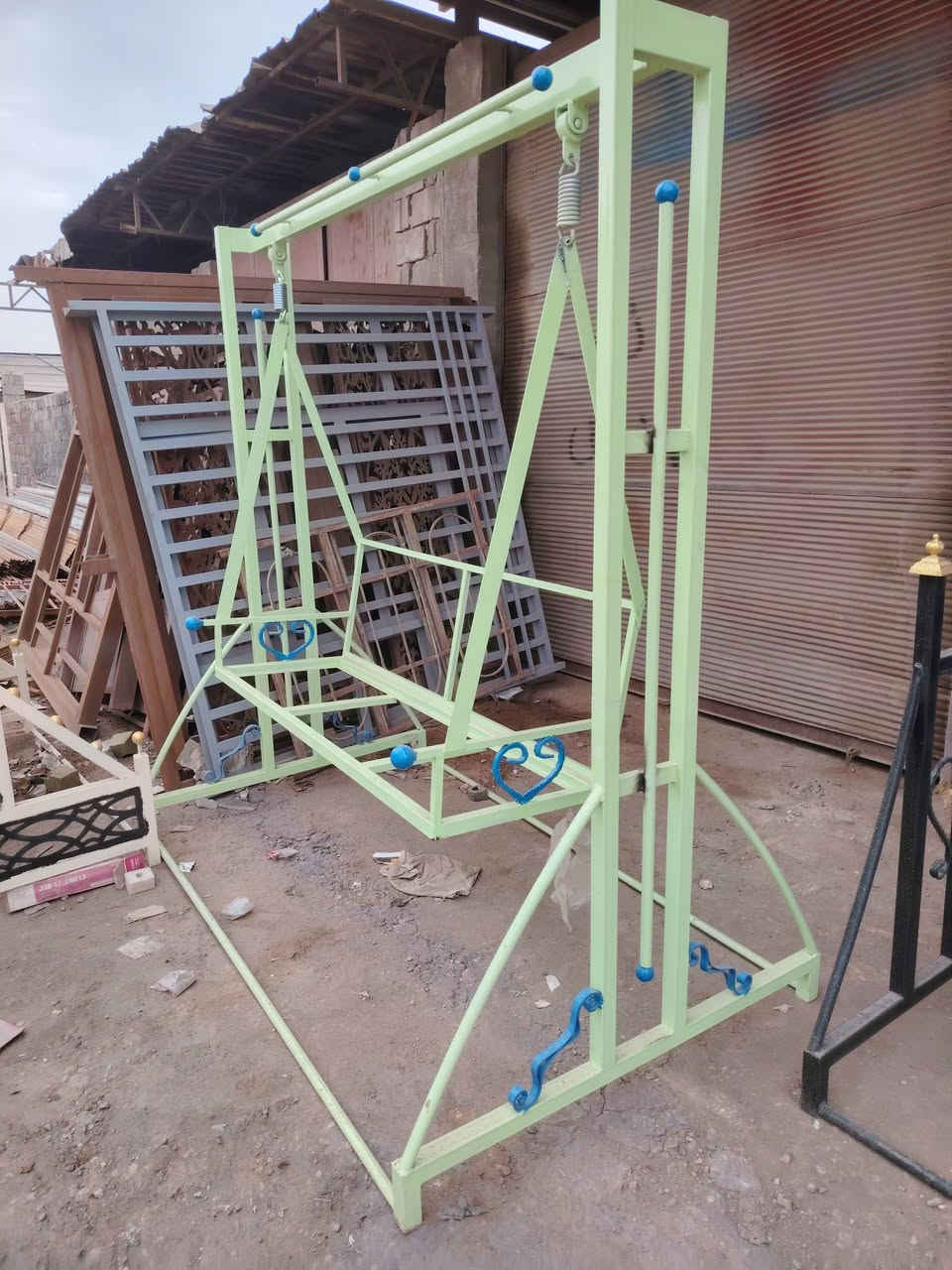 اسعار مناسبه مرجوحه 150 وعندي 200 عنوان بابل القاسم ***********
