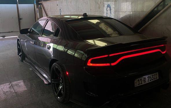 جارجر RT  سوبر تراك موديل 2022
ماشيه 30k ميل فول حلوة مواصفات 
محرك كير واير بشرط  
سيارة حيل نظيفة كلشي عل بلاد جديد 
سنوية هزة كلشي جديد مدفوع لـ
باسمي السنوية بشرط تحويل وغرامـة
سيارة مابيـها دينار مصرف كامل من كل نواحي
ضرر جاملع وبنيد وشخط صغير بالباب مال السايق
السياره مبرمجه كتوف وهوائيات ولداتها متغيره ومال جني ماخذها وصارلها فوك الست شهور مطبوكه
رقم صاحب سيارة ***********
