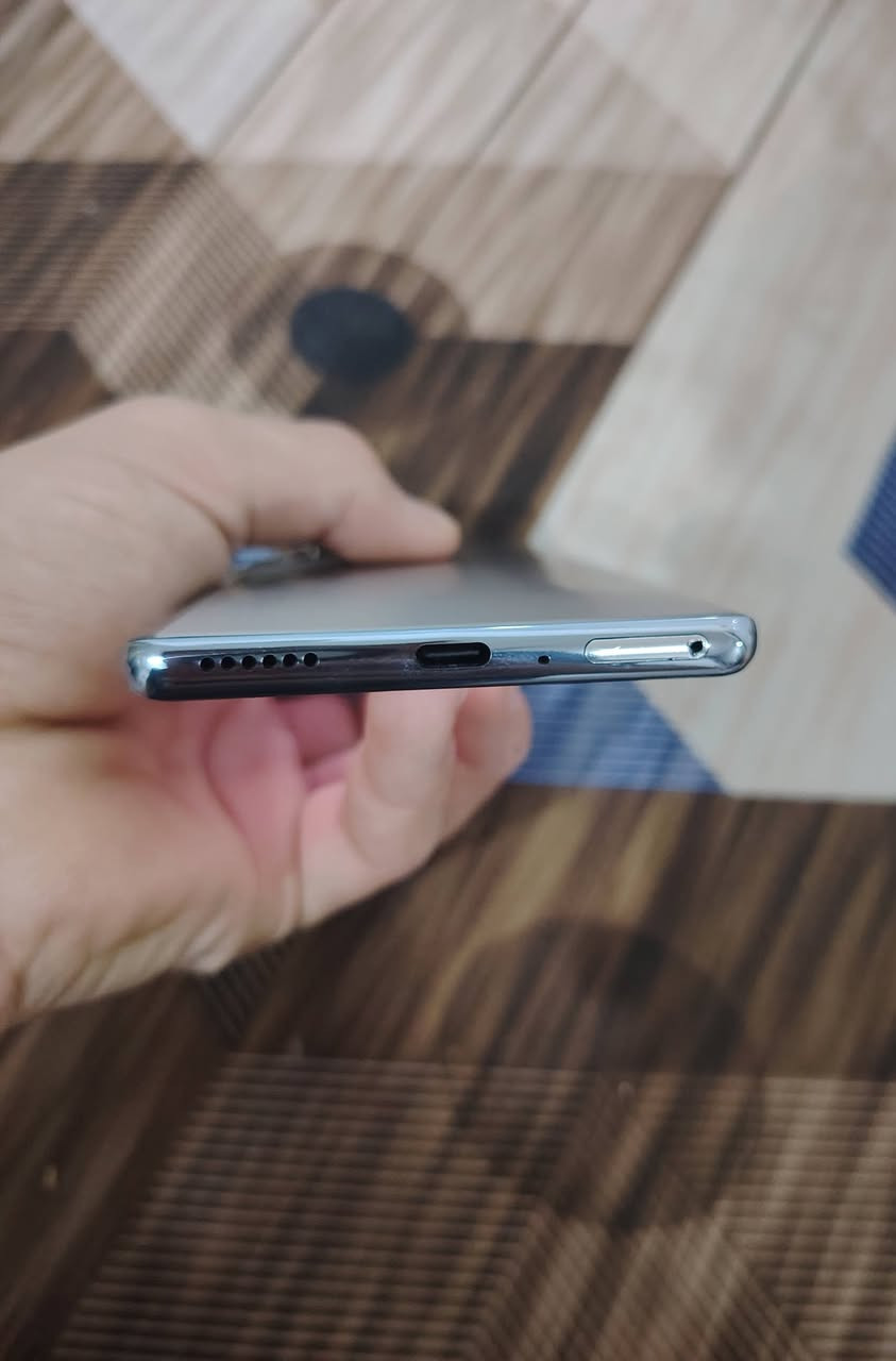 للبيع 
تكنو كامو 40 برو فايف جي 

✅ ذاكره 256

✅ عشوائيه 24
 
✅ بوبجي 90 فريم 

🪄 الجهاز كفاله لامفتوح ولا مصلح عل فحص 

💫 السعر 260 وبي مجال 

💫مكاني نجف كوفه  لاتصال ***********
