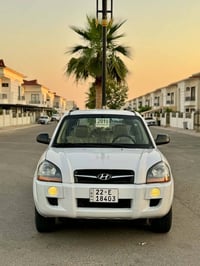 توسان ٢٠١٠ • كفالة • محرك وجير جديد