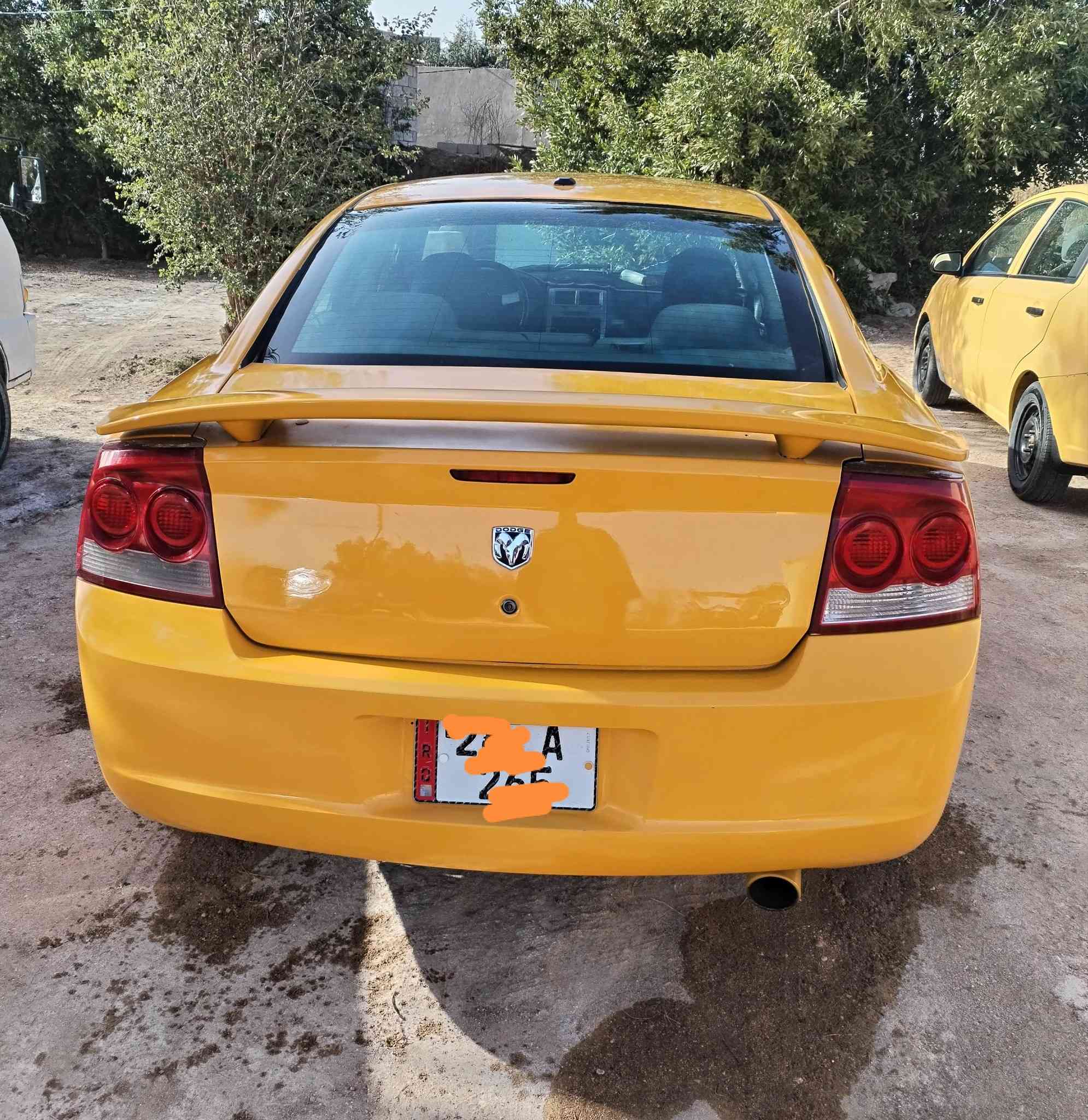 جارجر موديل ٢٠١٠ حادثه جاملغ امامي سياره جاهزه باسمي رقم دولي ترهم مراوس للاستفسار الاتصال ***********
