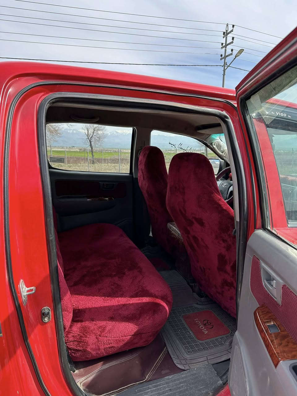 تویتا مەرزییە ساغ مۆدیل ٢٠١٤
مەسرەفی تیانیە هەموو گیانی بەشەرت
سەیارەکە بەحزام دەفرۆشم
گيڕ مەکینە ئەکسل کارەبای بەشەرت کامل مەزبوتە 
دەعم لێدران بڕاوە وەرگەڕان بەشەرت
ڕەقەم شانسی بەشەرت ئەوەلیاتی هەیە
بەشەرتی ئەوەی کيشەی مەدەنی نەبێت
هەموو کوردستانی پێبگەڕێ بە کەیفی خۆت
نرخی خوار بازار ١١٨ گەڵاو معاملە
بۆزانیاری زیاتر پەیوەندی بە خاوەنەکەی بکەن
***********
***********
