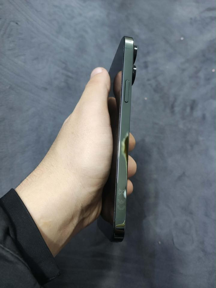 سلام عليكم ايفون ١٣ برو ماكس شرق اوسط ماستر وكاله بطاريه ٩٠ تلفون مكفول كفاله عامه تاخذه اي محل ابو اجهزة تفحص وأي شي بي تاخذه بلاش مكاني الشعب سوك شلال ***********
