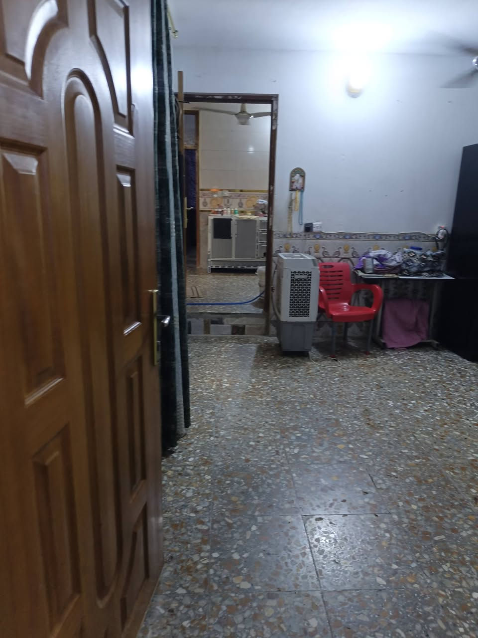 البيت مساحه 100م كفاءات الصحه الزراعي سند 25 نزال 20 واجهه5
بيه ماي ومجاري اتصل /***********
