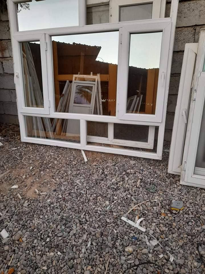 #تحية_طيبة 
اعلان وصول وجبات من الابواب والشبابيك تركي الاصلي  " مستعمل  السعر 75
المكان / الحويجه قريه لزاگه

للاتصال والاستفسار اكثر اتصل 👇📞📱
***********
***********
***********
