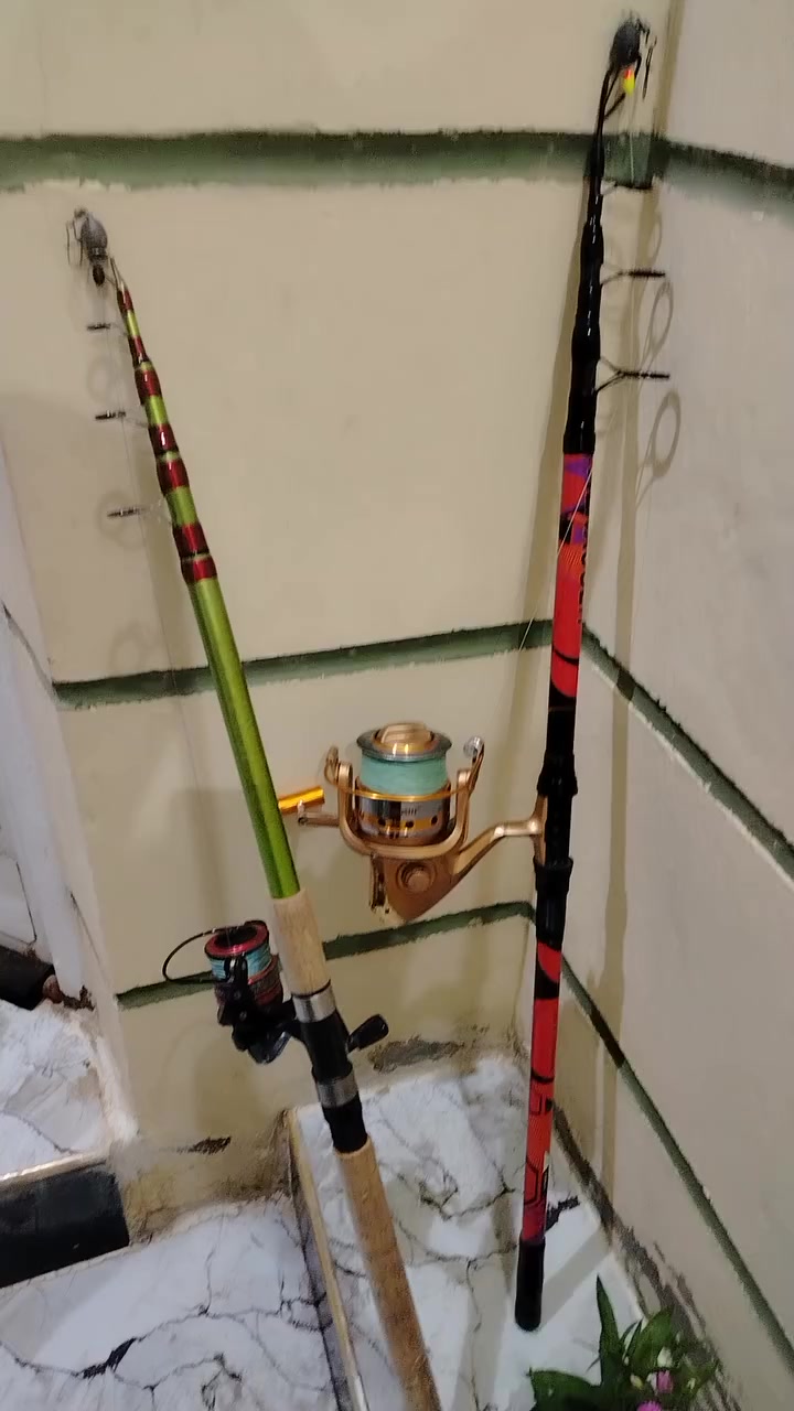 السلام عليكم.. أسبنرات العدد أثنين الاخضر ابوكابار مدرع طول 3متر مكينه 5000 والثاني عصاء باله مرفس متحرك طول 3متر مكينه 9000.. ديالى شهربان اباب مستشفى الزهراء باب الطوارئ للاستفسار ***********
