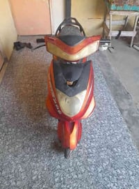 دراجة سكنز صيني طافية للبيع السعر 100 /07718697923