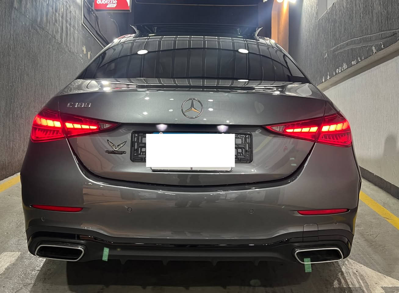 Mercedes C180 AMG  2026

ماشيه 14000 كم
ماتور 1500 CC
فابريكا بالكامل من الخارج والداخل
سقف بانوراما - كاميرا 360 - مرايات كهربائية
يوجد طبقة حمايه
وثيقه تامين سنه

للتواصل : 01050867556 - 01050374425 القاهرة, مصر


**إذا كنت صاحب هذا الإعلان وتريد حذفه لأي سبب، رجاءا أرسل رسالة إلى الدعم الفني**