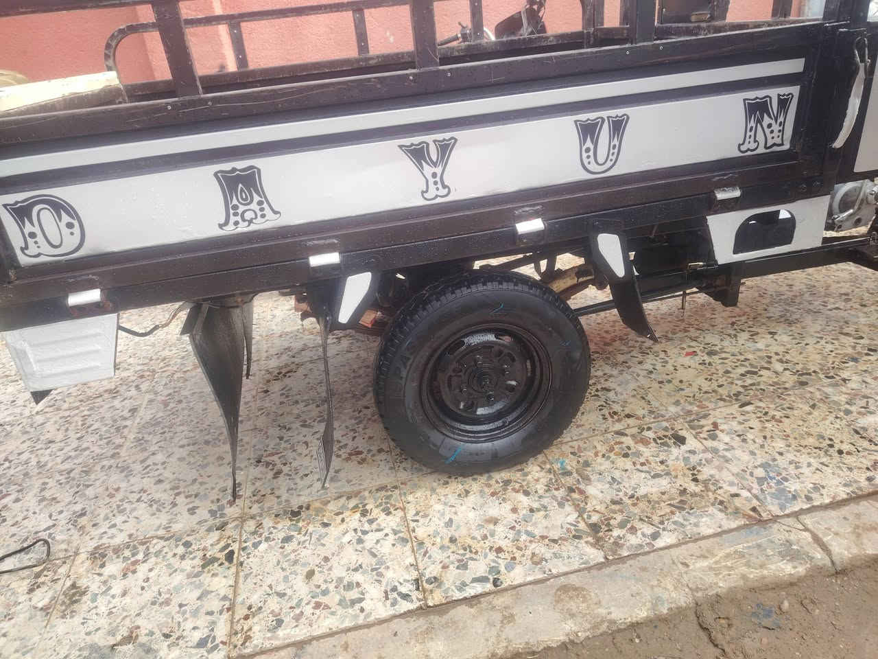 سلام عليكم ستوته للبيع موديل 16 أوراق مكان كوت شارع نفط رقم الهاتف، ***********
