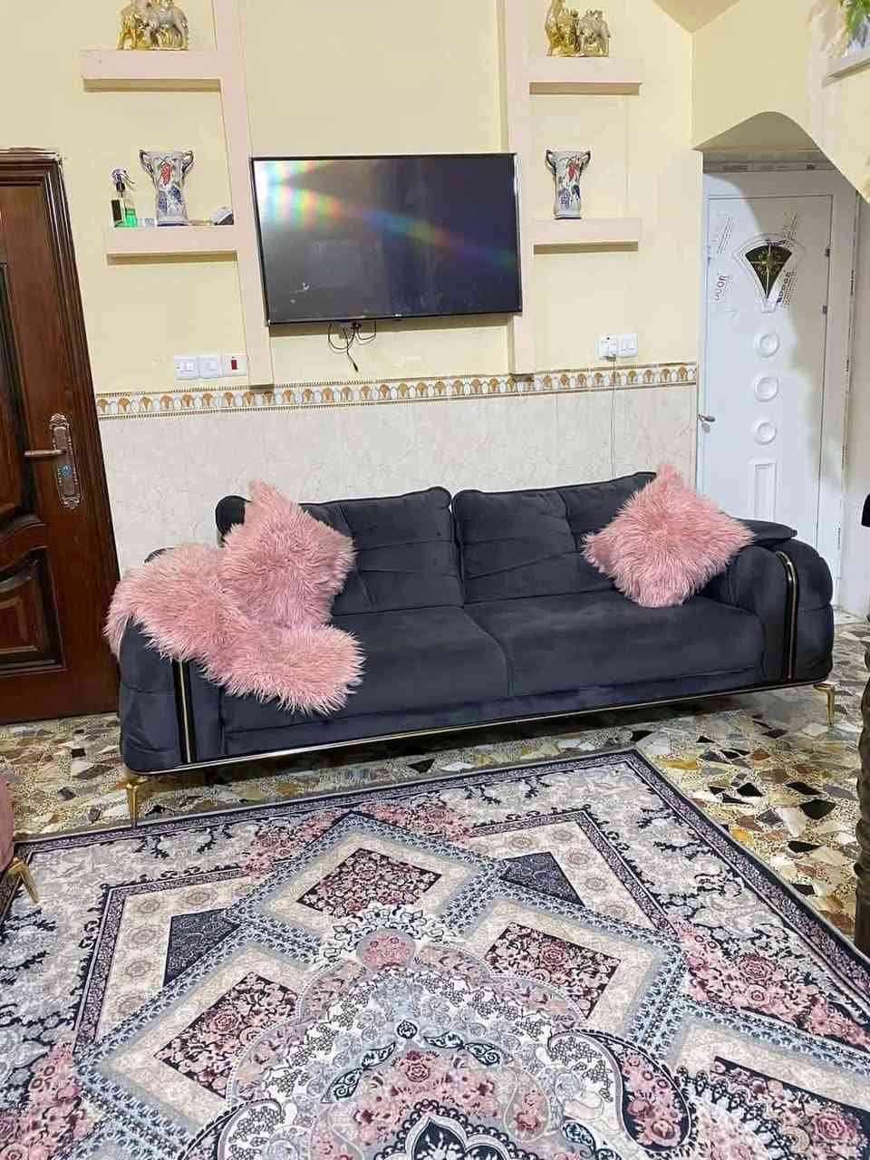 للبيع تخم قنفات تركي 10 نفرات 4 قطع كلش ضخم قلاب ينفتح يصير سرير كلش نظيف وجديد مابي اي ضرر
(العنوان نجف حي السلام شارع المستوصف قرب سلسله ذهبيه)


**إذا كنت صاحب هذا الإعلان وتريد حذفه لأي سبب، رجاءا أرسل رسالة إلى الدعم الفني**