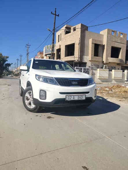 السلام عليكم 
سيارة سورينتو 2013 شكل 2014
4 سلندر لا ضرر ولا صبغ بيها ملاحظات گدام العين 
كابون بانزين 
السيارة باسمي 
رقم نينوى جديد 
ماشية111 
السعر 167$ 
للاستفسار وات ساب 
***********
