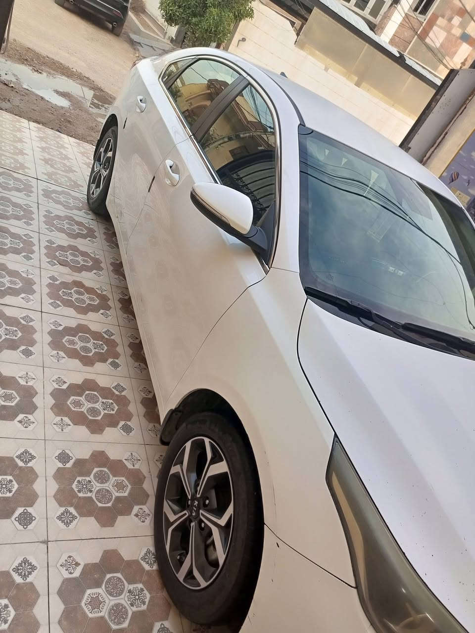 فورتي 19 ممشه 151 ك بدون حادث كلين بيه صبغ اثر تكشير وهسه جارده قماره وبنيد وجاملغات الأماميه سعر 110 السياره معوقين وحالين حره تحويل مباشر ملاحضه سياره قطره معجون مابيها *********** مكاني أبو غريب حي المهندسين
