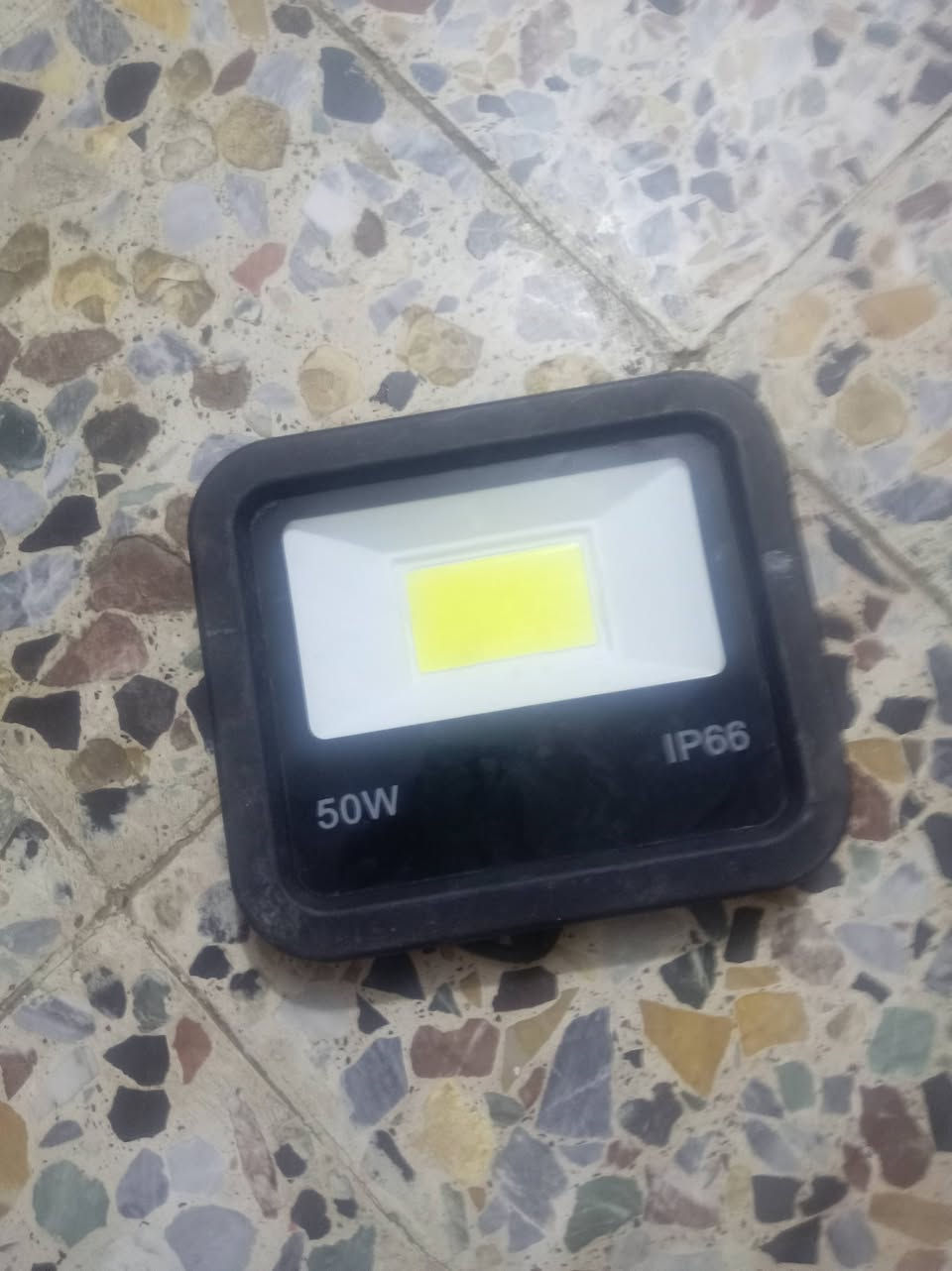 غراض للبيع ميز غذائي ستل ستيل متر ونص ١٠٠ الف كاونتر سنك ٣ بوب متر ونص ب ٩٠ الف غطاس ماء ٥٠ الف بروجكترات عدد ٢ كبير وصغير ب ٣٥ الف سكين اصلي عدد ٢ مع محداد  ٣٠ الف صينية ستل ستيل عدد ٣ ب ١٥ الف ميزان ب ١٢ الف لفافة تغليف مع نص بكرة نايلون ب ٢٠ الف كاسة كزاز للمقبلات عدد ٥ ب ٢٠ الف مكاني بغداد الاسعار قابلة للمفاوضة
الاتصال على الرقم *********** اتصال او واتساب غير متواجد على الفيس
