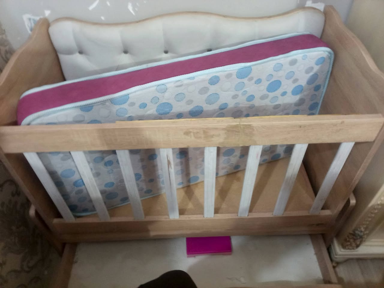 السلام عليكم 
چربايه طفل للبيع 
السعر 75وبيه مجال 
***********
