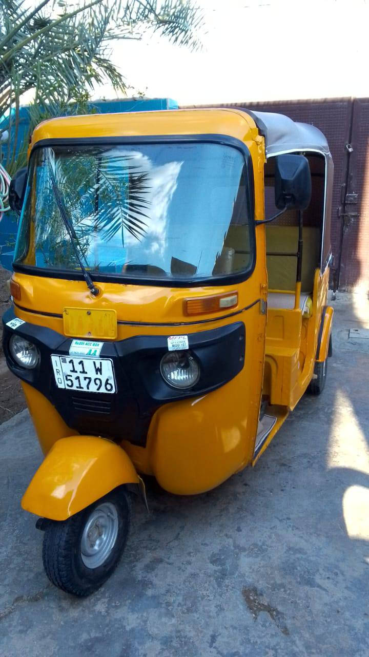 السلام عليكم ،، تكتك موديل 2020 شهر 12 رقم وسنويه بسمي بغداد اليريده بي خير ويدلل نضيفه ماناقصهه شي ب 6700 مكاني بعقوبه الرحمه هاذه رقمي ***********
