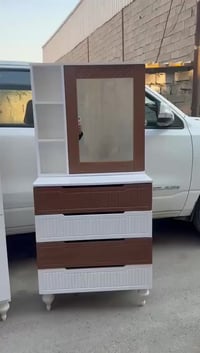 كنتور 3 باب • ميز تواليت 80سم • توصيل المحافظات