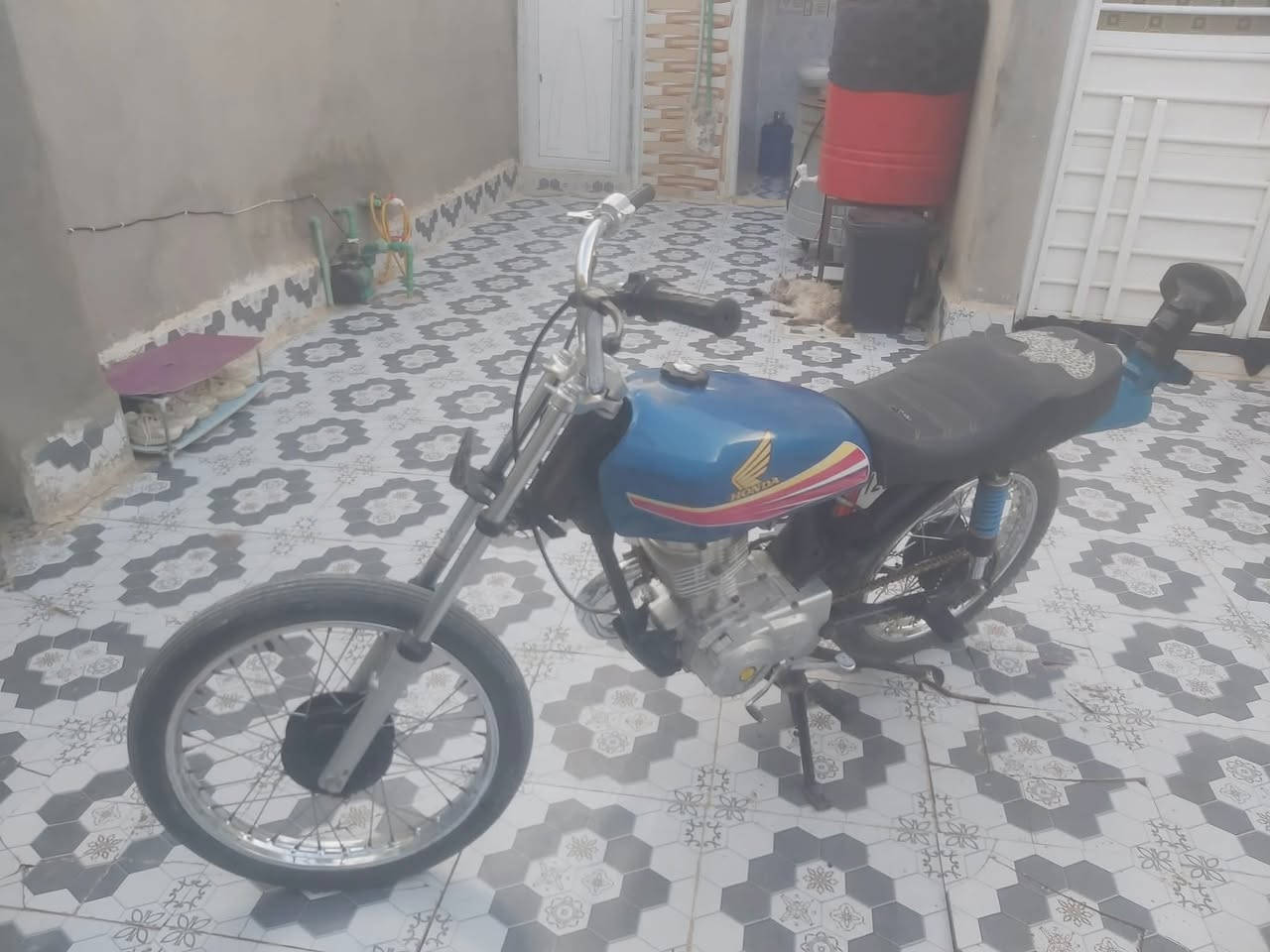 دراجه اوراق صولي السعر 750 وبيها مجال اليريدها خل يراسلني خاص العنوان الدوانيه شارع 60


**إذا كنت صاحب هذا الإعلان وتريد حذفه لأي سبب، رجاءا أرسل رسالة إلى الدعم الفني**