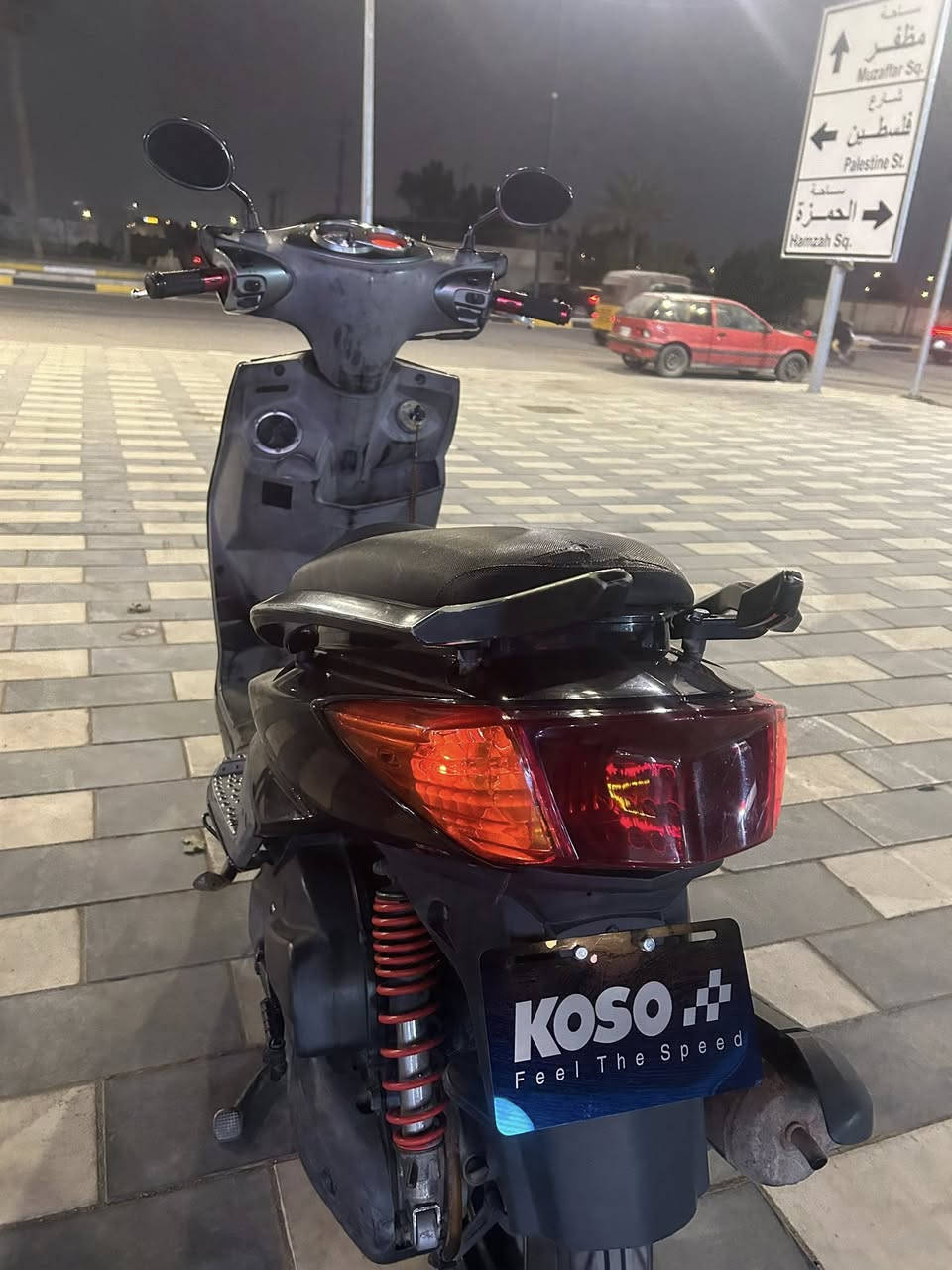 السلام عليكم 
سكنس فحل 
قبل ٥اشهر نزلته رمبه على ايدي 
بية زوج كلجات رياضية 
دراجة كلة مختمه 
عنواني مدينة الصدر 
رقمي ***********
سعر اتصال
