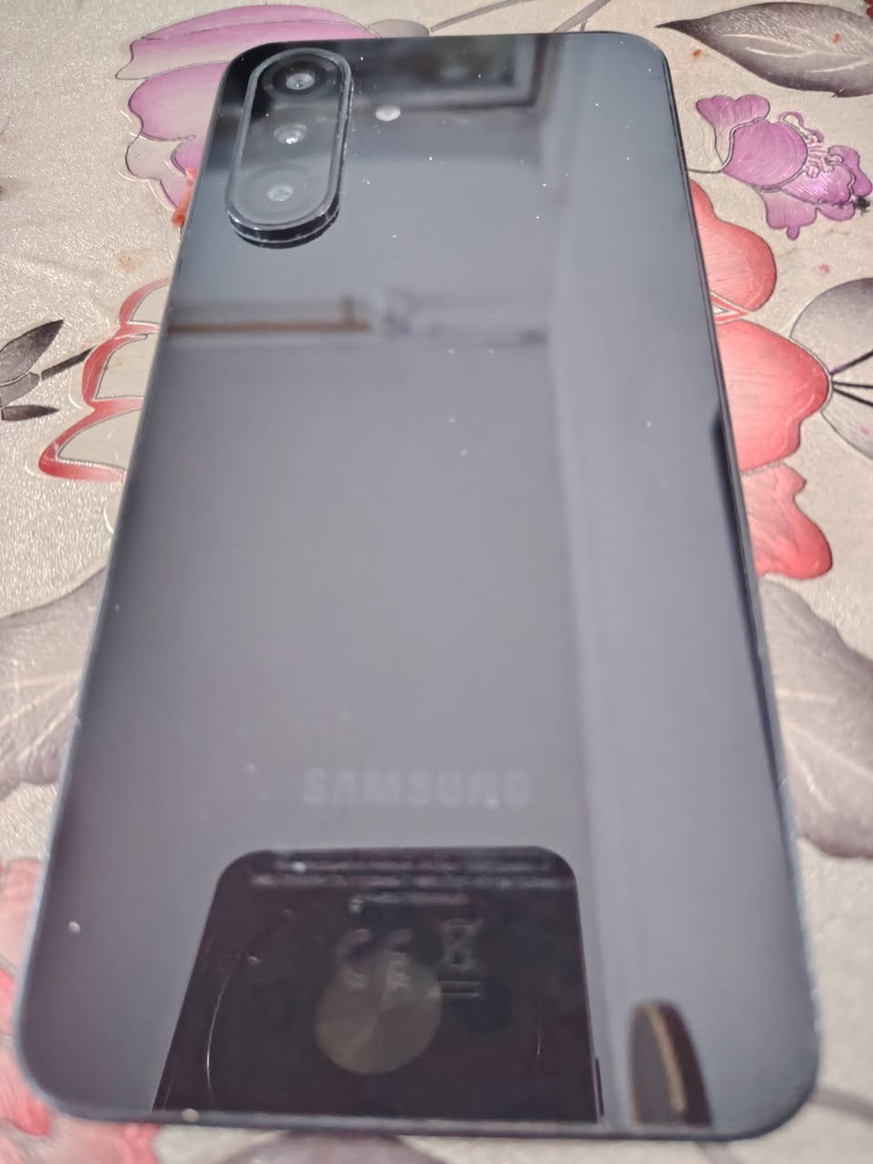 للبيع كلكسي5G A26
السعر 250
***********
