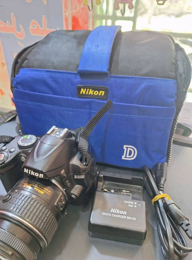 السلام عليكم يوجد كامره نيكون البيع كامله مكمله بسعر مناسب جداً والاستفادة عله رقم *********** وهاي صورته ويو جاد توصيل
