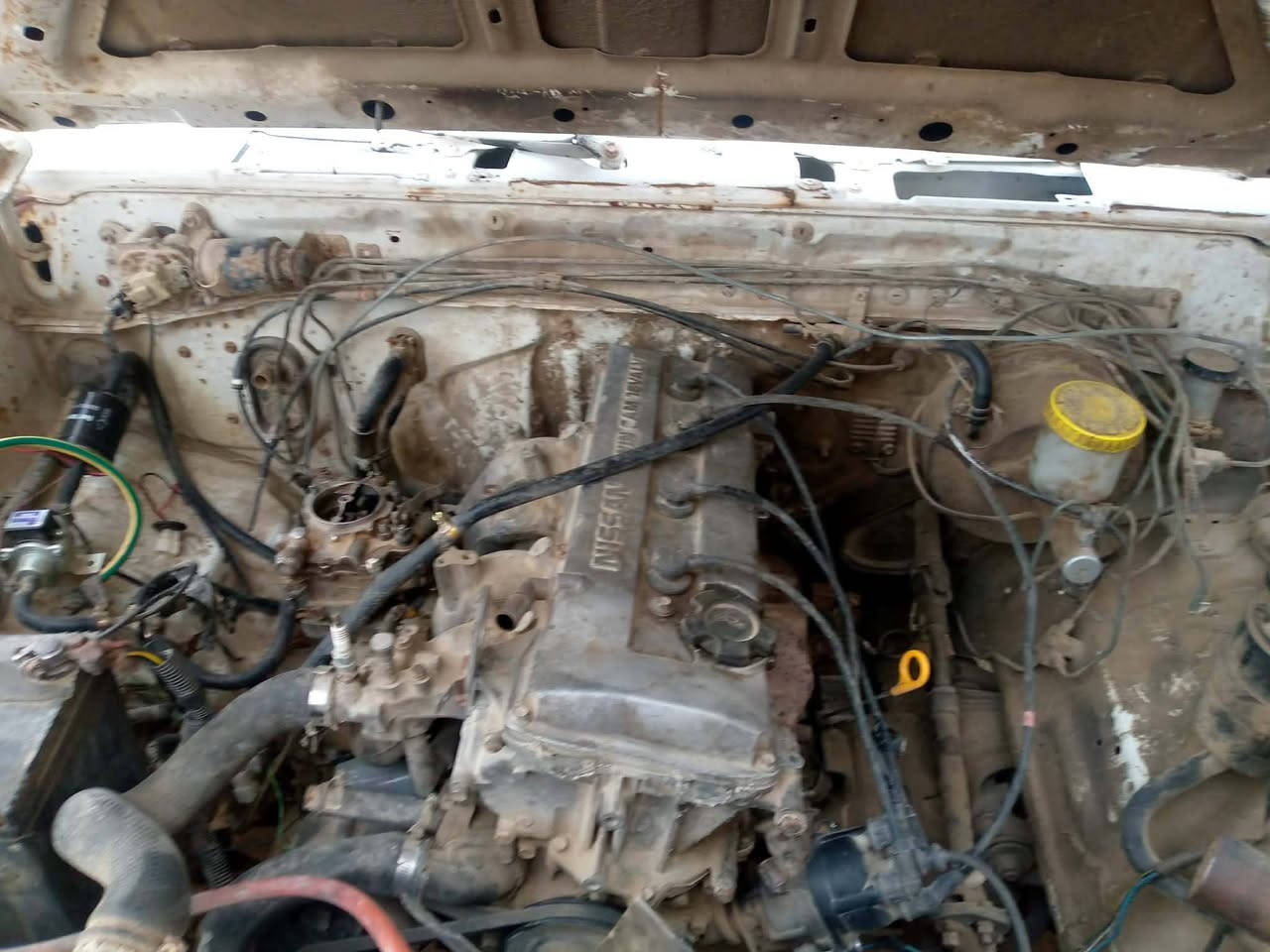 سلام عليكم للبيع نيسان 91رقم ذيقار الماني شرط تحويل مالك يمي كير ومحرك وشاصي مكفولات انضاف لشرط محرك مال حديث  سياره حلوه بلاد لشرط جاهزه من كلشي ترايك وين ماتريد سعر 24وبيه مجال ‏‪‏‪***********‬‏كان سماوه الخضر
