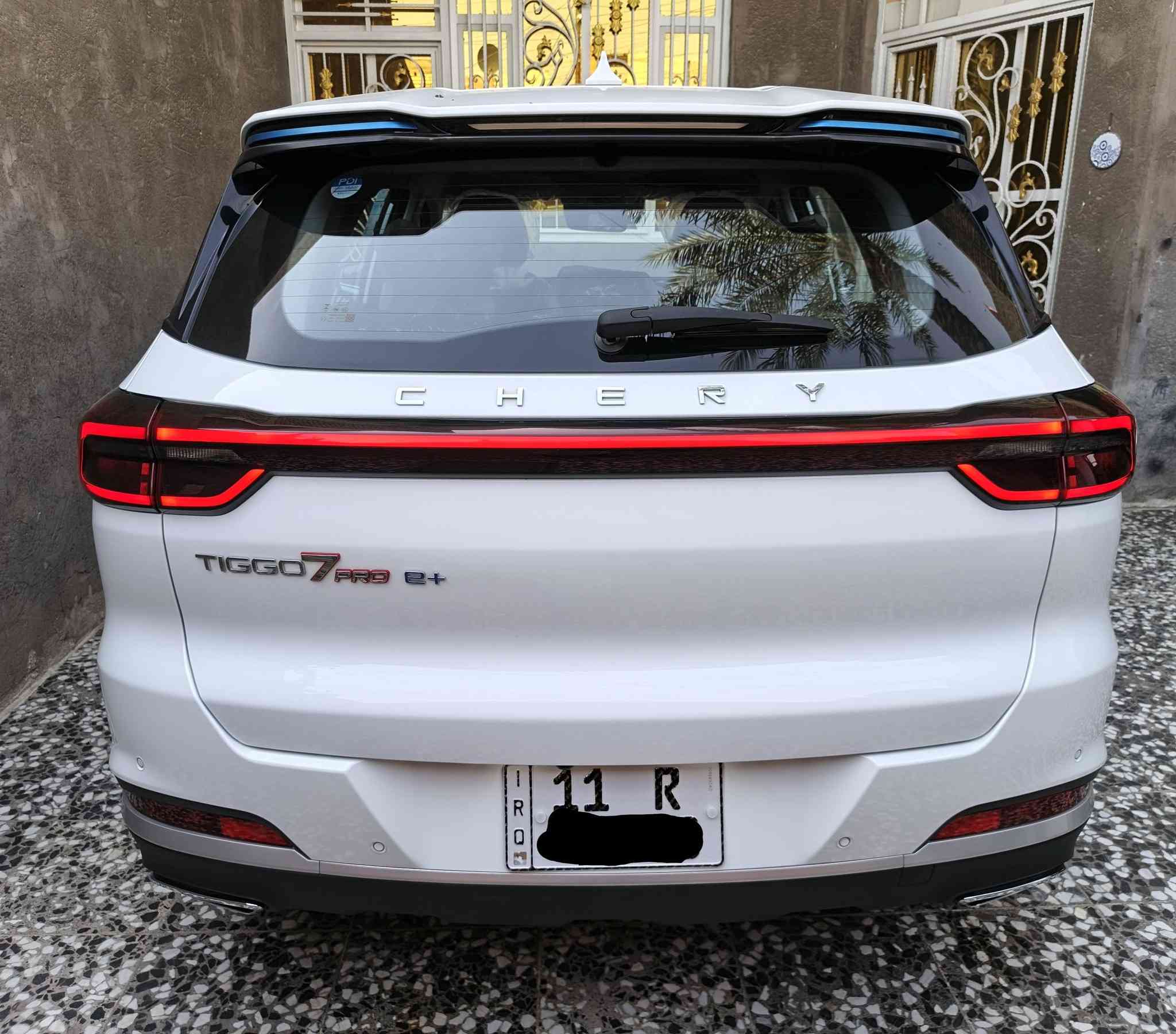 السلام عليكم للبيع شيري TIGGO 7 PRO لون ابيض هايبرد موديل 2024 استلام 2026 زيرو زيرو بأسمي تحويل {حره السياره}مباشر رقم بغداد انكليزي  سياره فول فول موصفات اعلى فئه بل تيكو سياره بعدها على وضع الشركة غراضها كلها بعدها مامستخدمات سعرها مناسب جدا جدا  الرقم *********** العنوان بغداد الشراي يتصل
