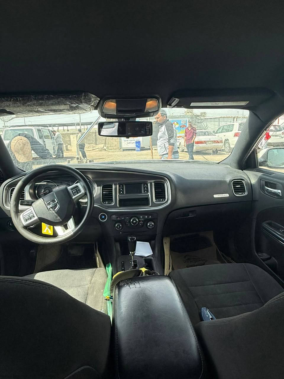 جارجر وارد كندي موديل2013 السياره كفاله  ما عده بارد بالباب قليل  السعر 170 
للستفسار ***********
