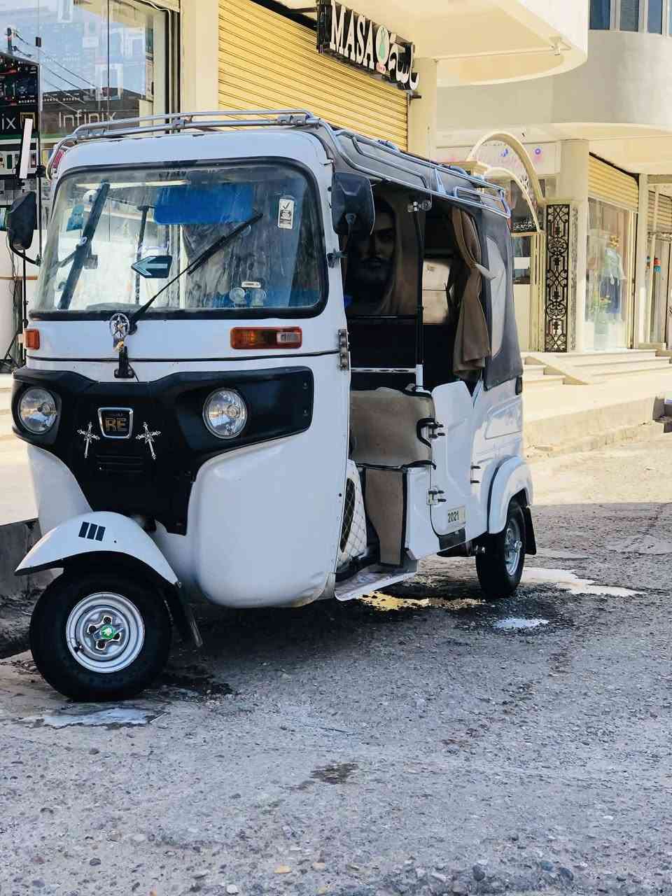 سلام عليكم تكتك للبيع مديل 21 كشر كفاله عامه شلع مكينه مجفته تجفيت شريكه معمره دوس فقط شراي يتصل ***********
