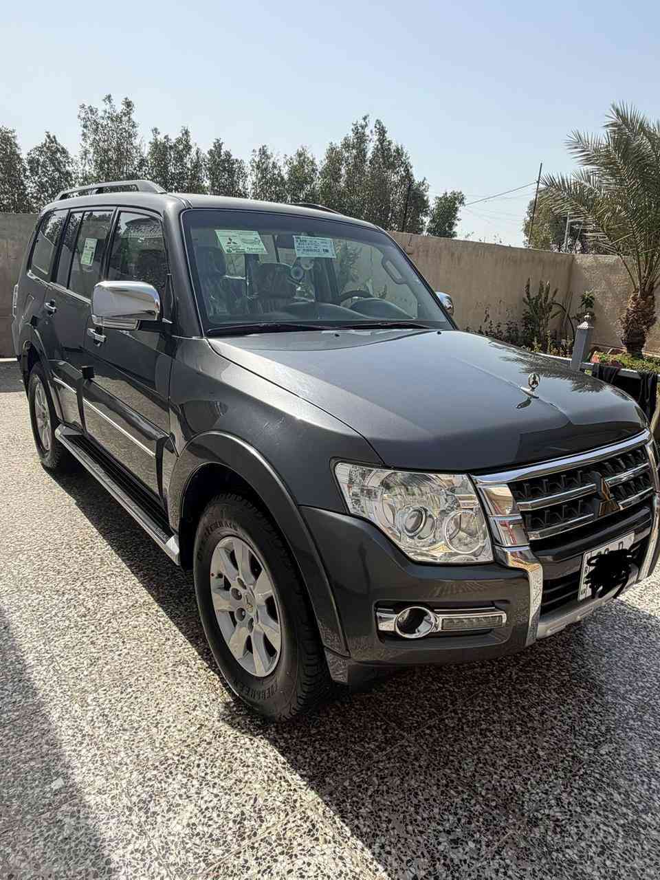 باجيرو2018 سياره كفاله عامه من الصبغ والضربه جديده كفاله من كلشي سياره وضع شركه ماشيه ٦٨حقيقي مكينة مامفتوح علامة ذهبية كير مامفتوح سياره جديدة
وعل فحص سياره جديده بمعنه الكلمه كير محرك خير من اللة سياره كارتون صدر إمامي وخلفي جديد طسه معالجه شرط ترايه يخبل مسويله كواتم بيبان سياره شرط لوك ادمامه كامله مسويله سياره جاهزه من كلشي 
بيبان جلد لايت وزنون اصلي زراك لايت ٨ ايرباك 
7راكب دبل تحكم استيرن 3 كامره وحساس خلفيه 
كأمره امامي اصل داخل صاج علامة الحبتور
ويل 17 محرك ٦ سلندر 3500 كير ٥ نمر مري شفط 
اشاير بل مري لد نهاري فورويل 4x4 السياره 
رقم اربيل الجديد الدولي بسمي تحويل  اني حاضر 
العنوان بغداد حي النورين السعر183ورقة ***********
الاستفسار /***********
