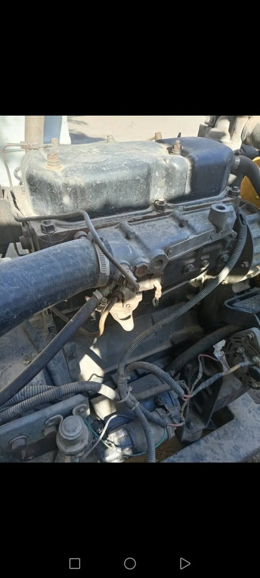 مولدة بيركنز ٣٠ كيفي سيت بلادي نظيفة جدا للبيع بغداد ***********
