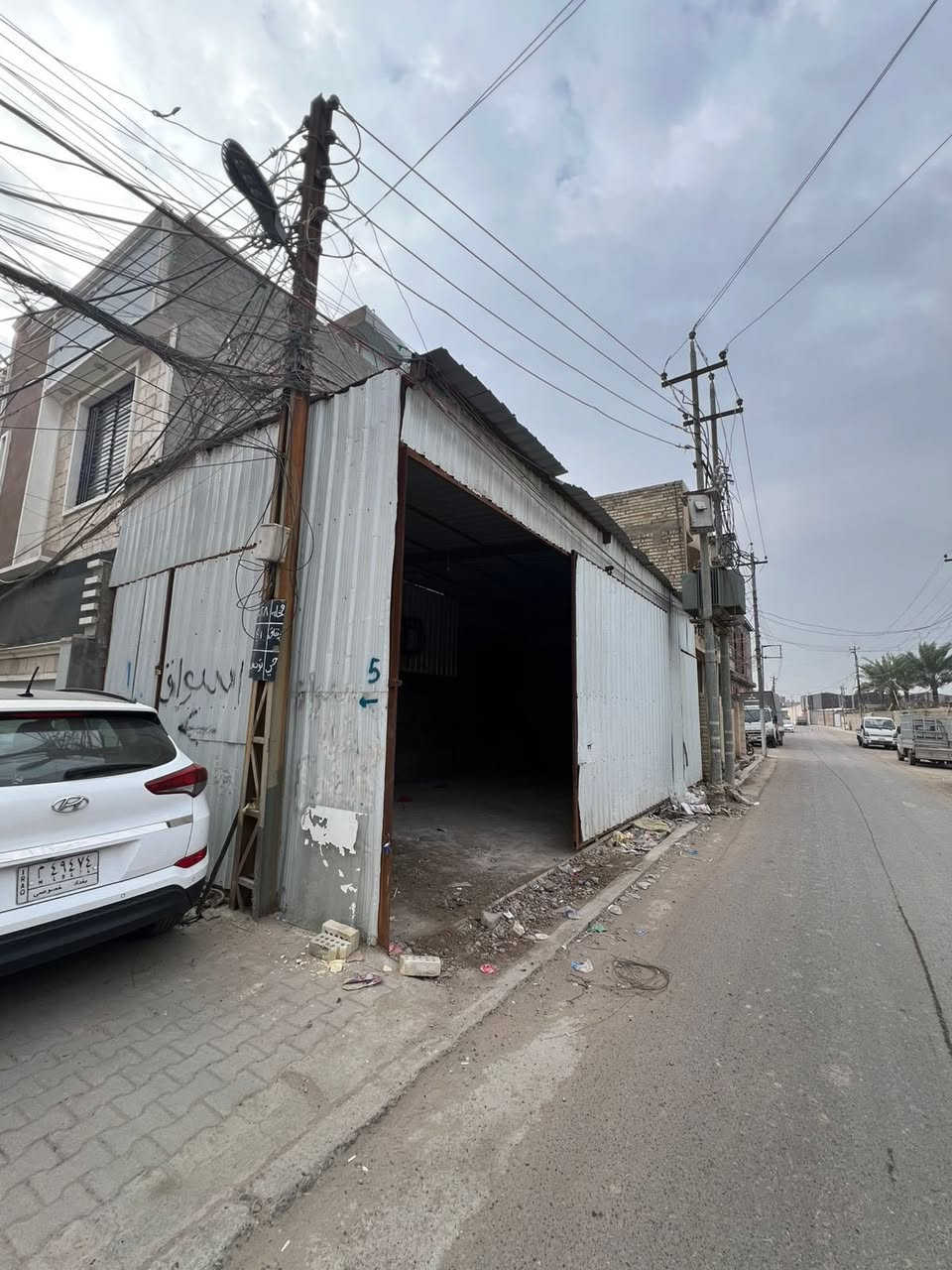 السلام عليكم
محزن يحتوي ع حديد مع كيربي
الموقع بغداد الصليخ
السعر :بلي يرضي الله قيمه واخذه 

***********
