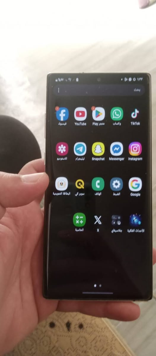سلام عليكم 
متوفر نوت 10بلاص
ذاكره ٢٥٦
القلم ميشتغل.. الكامره x1بيه بقع فقط
متواجد خاص
***********للتواصل واتساب
السعر ٢٠٠وبيه مجال قليل
