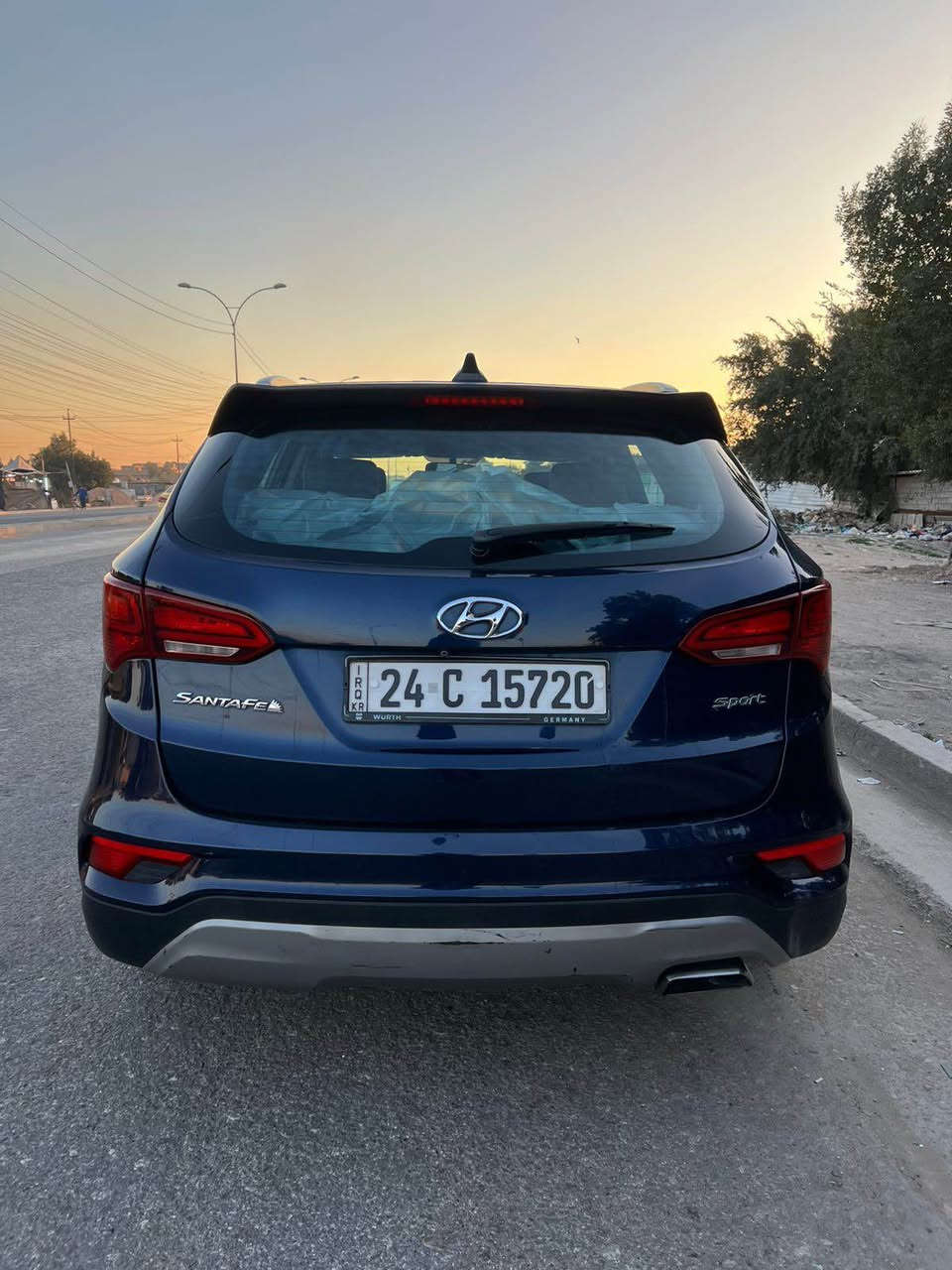 السلام عليكم عندي سنتافيا موديل 2017 للبيع وارد امريكي حادث دعامية امامية فقط بدون صبغ بيها بارد بسيط بالجاملغ الامامي رقم شمالي بأسمي تريد تحويل تريد وكالة مواصفات 
1-شاشة وسط 
2-كامرة دوارة 
3-ويل كب 
4-سبعة راكب 
5-داخل لونين 
6-مكينة 2400 
7-فور ويل 
مكان السيارة بغداد الطوبجي رايدها ب 135 وبيها مجال للاستفسار الاتصال *********** بغداد, العراق
