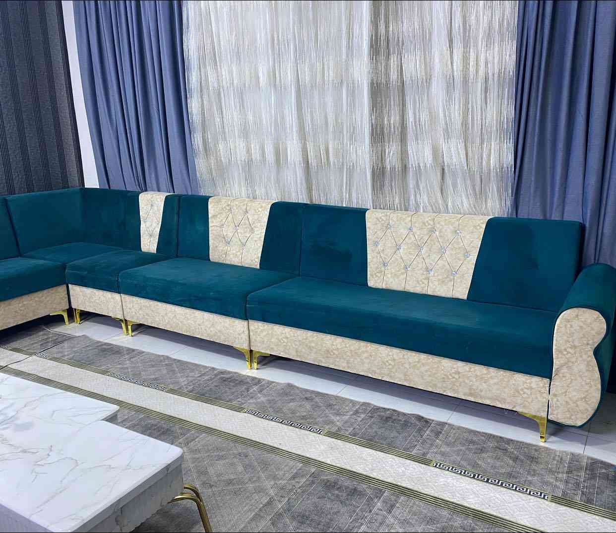 تخم للبيع العنوان بغداد للاستفسار ***********
