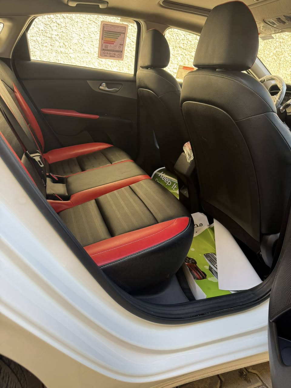 سلام عليكم كي 3 موديل 2024 ماشيه 15 فول موصفات مكفوله داخل احمر اصلي فتحه بصمه حساس خلفي امامي مري كهربائي بجم لد بكلايت لد شاشه كبيره عنوان بغداد سياره رقم اربيل تحويل او وكالة ***********
