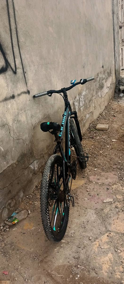 ســــــــــــــلام علـــــــــيــــــــكـــــــم
باسكل جبلي للبيع الباسكل مفول وملبي ولا شخط وما صار هواي من ماخذه الباسكل ريشه كامل مكمل وتجي وتفحصه الباسكل بس جاملاغات ماكو  الباسكل سعره 100 وبي مجال وذا شراي ادخل حاص وتشلع عيوني


**إذا كنت صاحب هذا الإعلان وتريد حذفه لأي سبب، رجاءا أرسل رسالة إلى الدعم الفني**