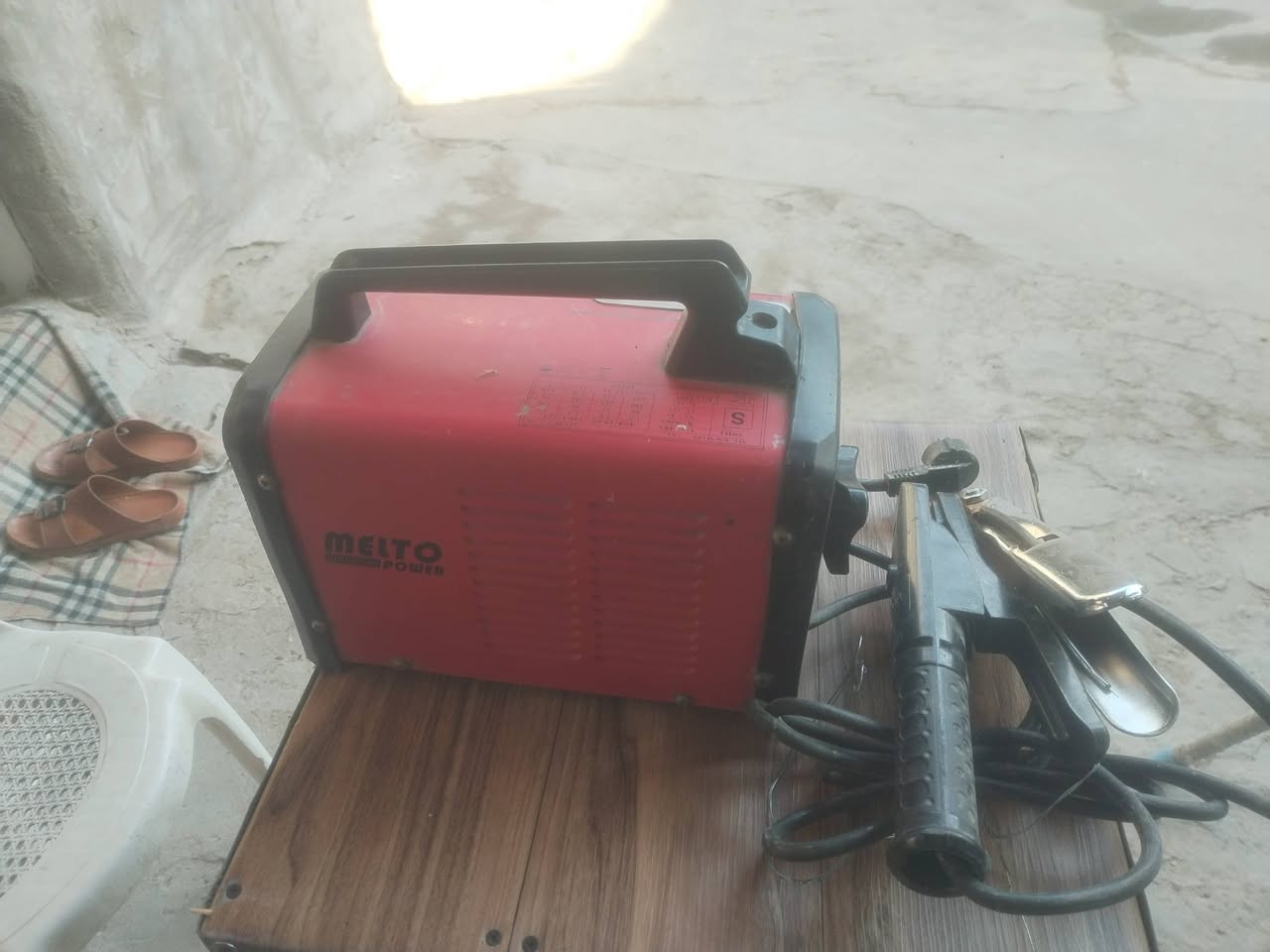 للبيع مكينه لحيم كامله وجاهزه ونظيفه اصليه وسخان امريكي جاهز ونظيف كدام عينكم للبيع الشراي يجي خاص او واتساب *********** ابوهيثم
