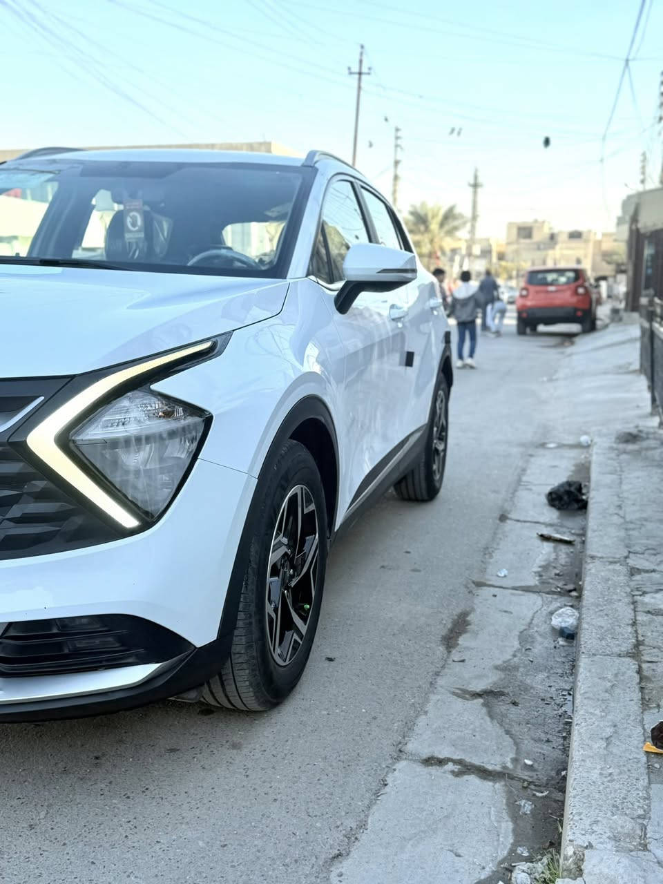 كيا سبورتج 2024 خليجي
رقم بغداد بسمي
السيارة مكفوله من صبغ ولبارد
وسونار مع منشور
محرك السيارة 2000 دوش
مواصفات السيارة 
بصمة تشغيل وابواب 
مري شفط 
حساسات 
رادارات جانبية 
شاشة لعرض الاعطال وشاشة وسطية كبيرة
ابل كار بلي واندرويد اوتو 
مداخل شحن 
شاره ترحيب
اربع وضعيات قيادة
اوتو هولد 
سايد بربك بصمة 
ومواصفات اكثر 
ماشيه٢٥الف
السعر ٢١٤
مكان سياره بغداد حي اور 
***********
