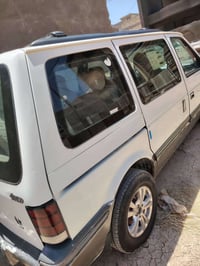 دوج كرفان بتره موديل 91 كامله كلشي كير محرك مكفول دوشمه جديده تخم تاير...