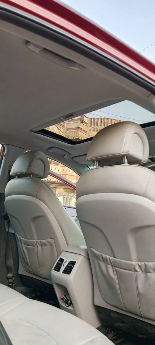 سلام عليكم
سوناتا امريكي للبيع موديل 16 ماشيه 74 حادثها مرفق بالصور تبديل البنيد بدون اي ضرر سياره فول مواصفات سعرها 128 بيها مجال السياره رقمها انكليزي بغداد باسمي مكان السياره سوك الشيوخ كرمة بني سعيد 

***********
