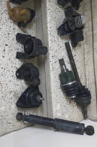 قطع غيار • سيراتو 10 • للبيع