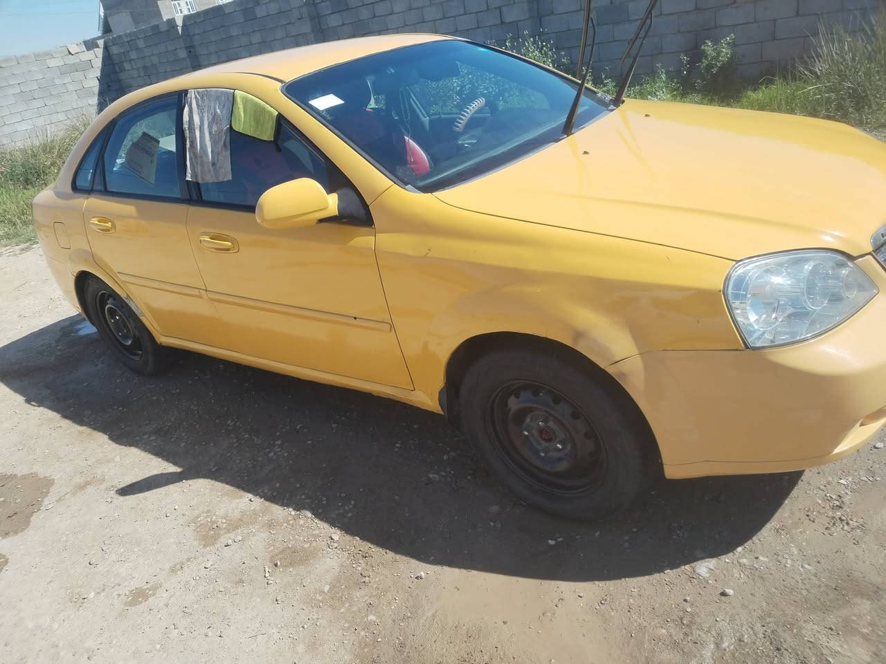 سلام عليكم ورحمة الله وبركاته
سياره فورنزا 2008 محرك 2000 ضرر جاملغ وبنيد وتبديل باب
السعر 52 وبيها مجال عنوان بغداد المعامل مصفره هيئه وغرامات
هاتف ***********
