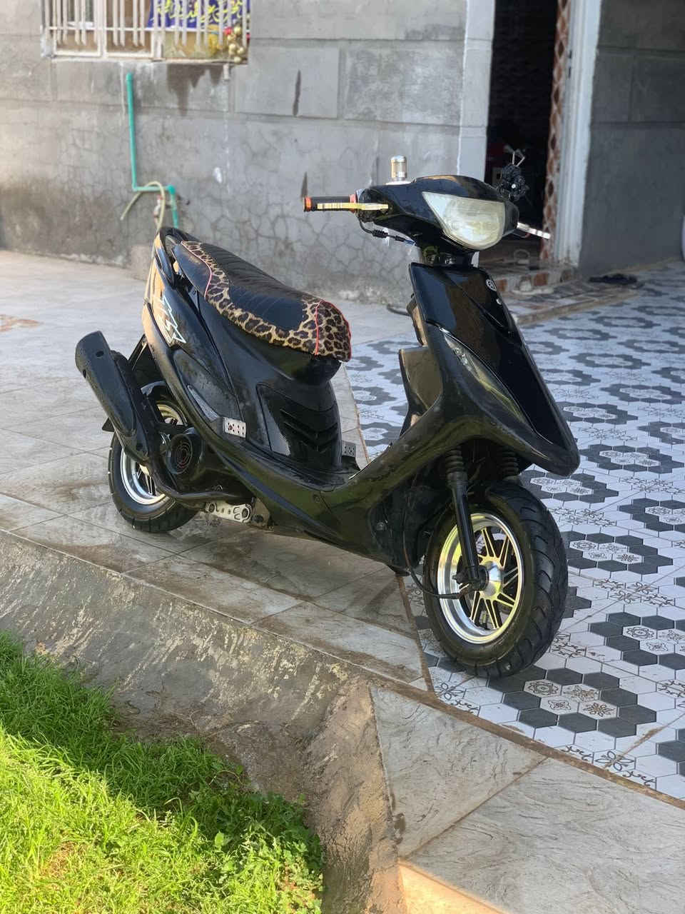 دراجه ماكس عدله بلادييي مامفتوحه مابيها كل نفقص 
تواصل ***********
