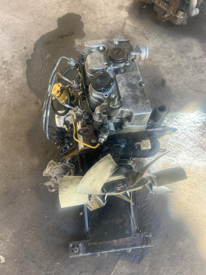 البيع محرك بيزكنز 3 بستم ت***********
