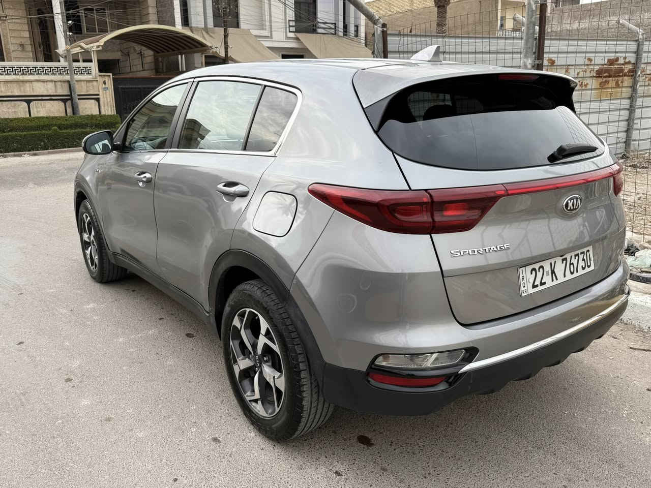 سبورتج مديل 21اربيل تحويل مباشر سعرهه 138وبه مجال مكانه بغداد *********** صورالحادث بل منشور نص فول بجم كبس لغد شاصي مكفولات السياره جديده كل نقص ما بيهه ماشيه 67 ميل كير مكينه مكفولات بيهه 5 قطع بس رش بدون تبديل كرد بصيط
