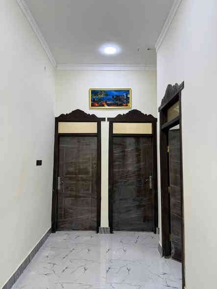 بسم ألله ألرحمىن ألرحيم
أسعد ألله أوقاتكم بكل خير 🌹
اللاستفسار : ***********

توفر : دار سكن للبيع ⚡
جمال ونزاكه ودقه بلعمل 
بناء حديث سنه 2025 😍
ألمساحه : 250 م
على شارع 10 م تبليط
بيت فارغ جاهز للسكن
تستلم بيتك عد لمكاتبه
جميع لخدمات متوفره 👍
ماء + كهرباء + مجاري
نوع العقار : طابو ملك صرف
زراعي بأسم عراقي سند 25

محتويات ألبيت ⬇️
كراج سياره
دوانيه
صاله كبيره
غرف نوم عدد 3 
مطبخ حار بارد
حديقه جانب لبيت
مجمع صحيات داخلي + خارجي

الموقع راقي
البصرة محوله زهير 
يبعد مسافه 700 م
عن طريق داخلي سايدين

كل هاذ جمال وترتيب 
سعر 145 مليون وبي مجال
اللاستفسار : ***********
