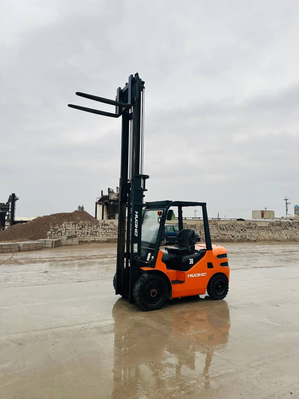 للبيع رافعه شوكيه موديل 2019 جب عاليه ثلاث طن ثلاث حركات يمين +يسار "زجاج أمامي"كير"محرك"كهربائية" بشرط " سعر 80$ للإستفسار " ***********" مكان بابل حله
