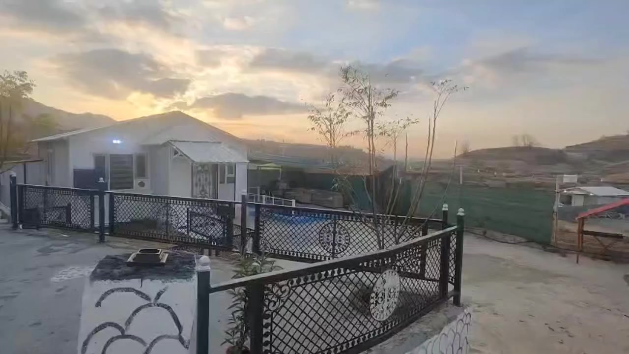 مزرعه للإيجار ✨
أماكن هادئة وسط الطبيعة 🌿
خصوصية عالية وأجواء مريحة تناسب العوائل والاستجمام 🤍
راحة، جمال، وذكريات لا تُنسى ✨
📞 للتواصل والحجوزات:
[رقم الهاتف***********
