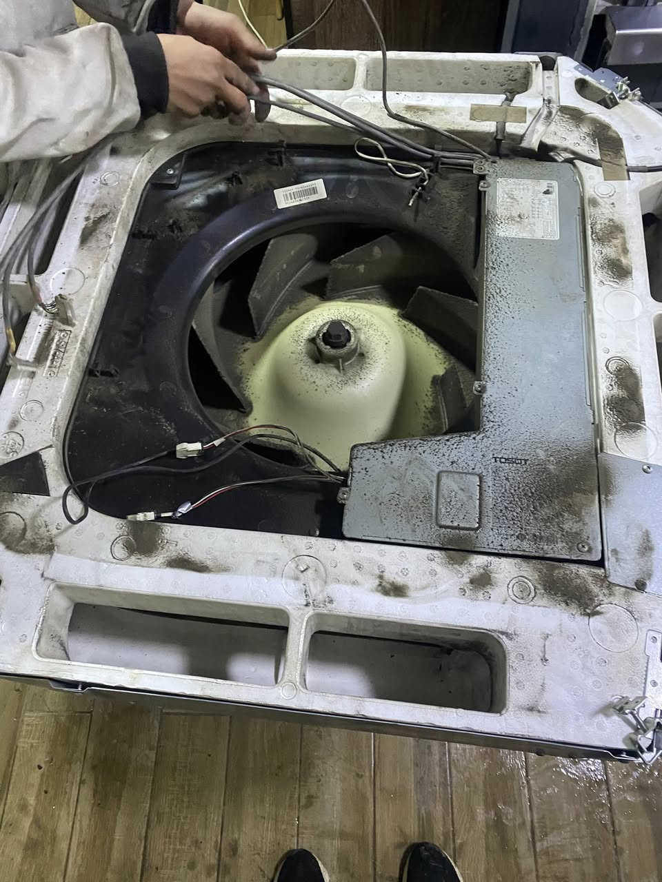 لحمد الي رزقني بنعمته
تم فتح سبالت نوع توسوت كاسيت مع تنظيف 
في مجمع بوابه العراق

مستعدون تصليح وتنصيب انواع السبالت والمكيفات 

انت بس اتصل وحنه نجيك الباب بيتك 
***********
