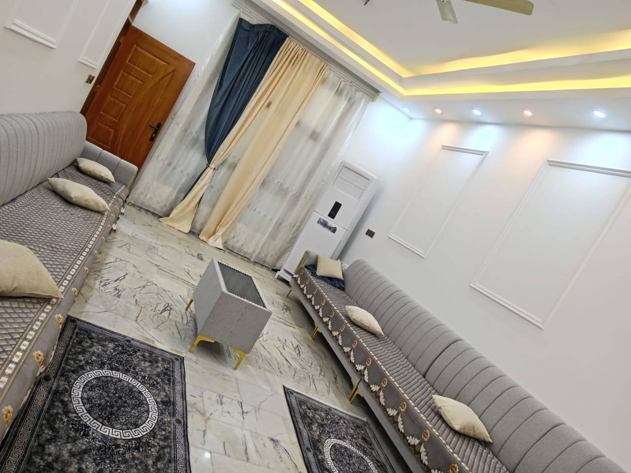 🔖 Code: W.G (111)
🏡 بيت طابقين حديث للبيع
📍 الموقع: الموحيه – مقاطعة 37
📐 المساحة:
• بالطابو: 200 متر
• واقع حال: 220 متر
✨ المميزات:
🔹 بناء حديث
🔹 يحتوي على شقة معزولة (مناسبة للاستثمار أو السكن)
🔹 موقع هادئ ومناسب للعوائل
💰 السعر: 400 وبيه مجال
📞 للتواصل: ***********
مزيد من العروضات والاسعار 
قناة تلكرام 
https://t.me/EmarAqar
قناة الواتساب https://whatsapp.com/channel/0029Vb7TVNn2ZjCuSde4pu1L🏢 مكتب الحدث للعقار
